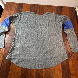 Captivating Boise State Broncos Womens XL‎ Gray Long Sleeve Graphic Tee Shirt thumbnail 5