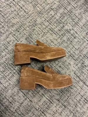 Dolce Vita Yanni Suede Leather Loafers thumbnail 2