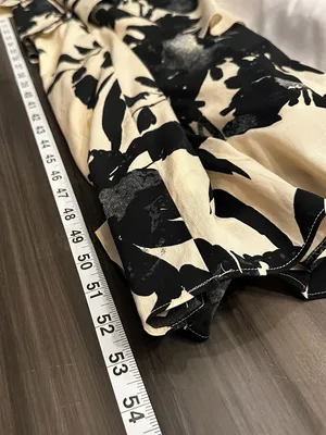 Old Navy Floral Tiered Full Length Maxi Dress in Black and Cream Size Medium thumbnail 9