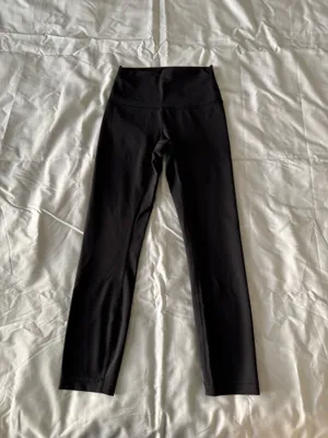 Black Wunder Train High-Rise Crop 23" Leggings thumbnail 2