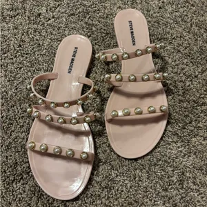 Steve Madden Pink & Pearl Strappy Slip on Sandals thumbnail 7