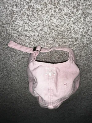 Hat thumbnail 3