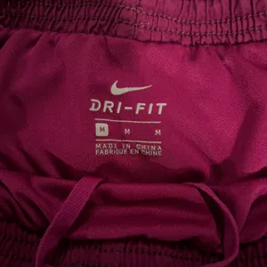 Nike Women's Dri-Fit Tempo Lined Running Shorts Purple Magenta with Pink Trim thumbnail 4