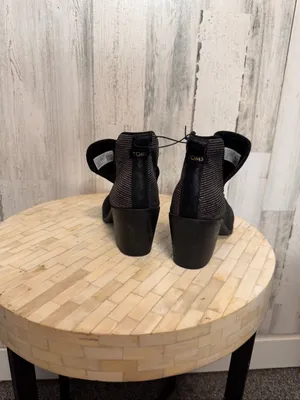 TOMS Esme Block Heel Chelsea Booties Womens 8 Black Suede Metallic Gore Ankle thumbnail 2