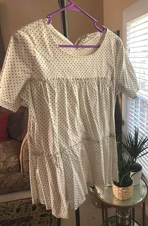 Blouse Size M thumbnail 1