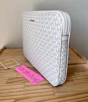 Michael Kors Laptop Case thumbnail 4