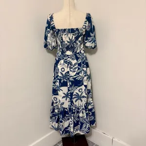 Melrose and Market Blue White Tropical Print Smocked Puff Sleeve Midi Dress Sz M thumbnail 4