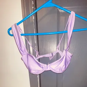 Abercrombie and fitch swim top size xs u set wire has been removed thumbnail 1