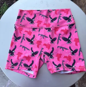 Born United Womens Pink Patriotic Eagle Flag Rifle Compression Shorts‎ Size M thumbnail 1