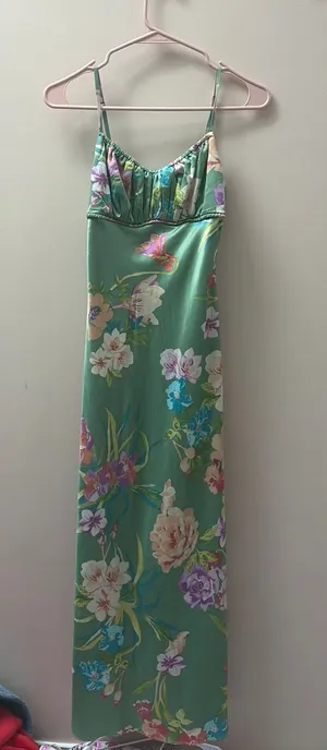 Floral green maxi dress thumbnail 1
