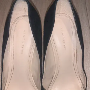Marc Fisher Apple Black closed pointy toe suede leather office formal heels thumbnail 8