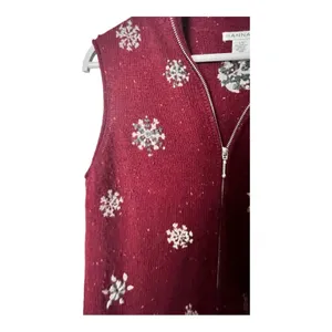 Hannah Women's Zip Front Seasonal Snowflake Pattern Winter Style Vest Sz L thumbnail 3