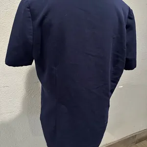 Like new by figs Casma Three-Pocket Scrub Top™ Navy Blue Women's V-Neck Top thumbnail 4