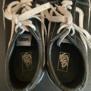 Black Old School Vans‎ Youth Size 6 W7 thumbnail 11