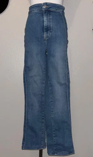 Jeans thumbnail 1