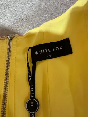 White Fox Yellow & Pink Floral Puff Sleeve Crop Top thumbnail 4