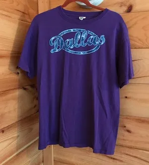 Anvil DEEP DARK PURPLE DALLAS TEXAS SPELLOUT GRAPHIC TEE thumbnail 1