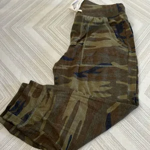 Alternative Earth Camouflage Lightweight Cropped Drawstring Joggers thumbnail 1