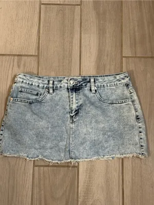 High-Rise Light Acid-Wash Denim Mini Shorts thumbnail 3