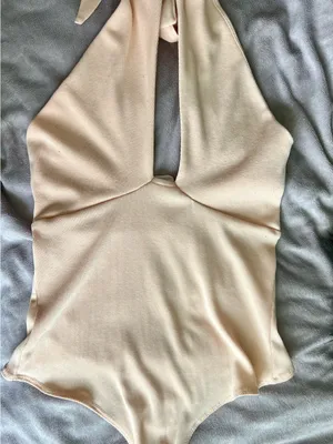 Le Lis Ribbed Halter Bodysuit in Peach thumbnail 1