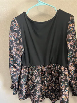 SHEIN Black Floral Peplum Tunic with Pink & Teal Accents thumbnail 7