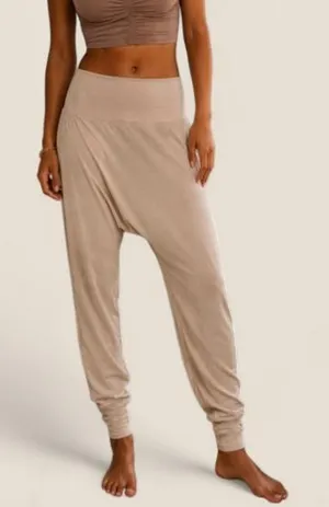 Free People Echo beige harem jogger lounge pants oversized drop crotch size M thumbnail 1