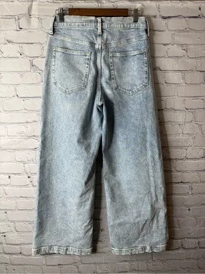 Gap jeans size 29 8L Light Wash Wide Leg Women’s Jeans thumbnail 5