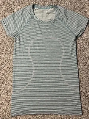 Striped Lululemon short sleeve Swiftly thumbnail 1