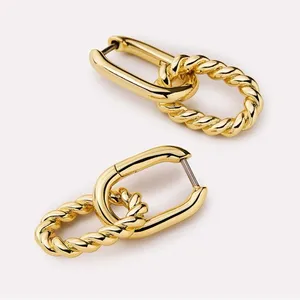 Elegant Gold Hoop Earrings thumbnail 2