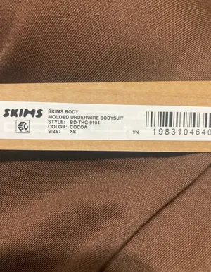 SKIMS Body Molded Underwire Bodysuit XS thumbnail 5