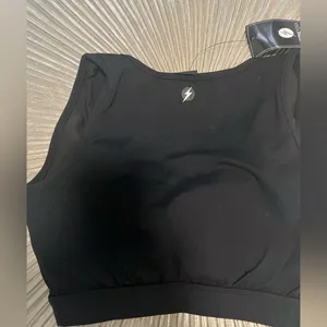 Electric yoga sports bra thumbnail 5