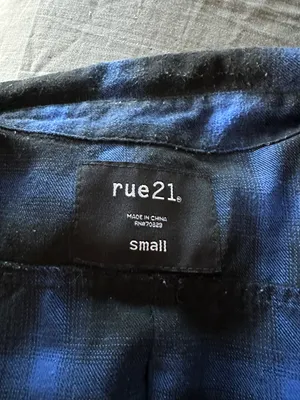 Rue 21 Flannel thumbnail 2