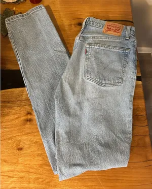 Levi’s Straight Leg Jeans thumbnail 1
