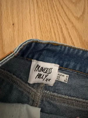 Princess Polly shorts  thumbnail 3