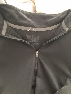 Patagonia Black Quarter Zip thumbnail 2