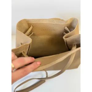 8 Other Reasons NWOT Vegan Leather Tan Slouchy Bucket Shoulder Bag thumbnail 3
