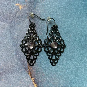 Pewter Filigree Boho Drop Earrings Pink Purple Stone Accent Y2K Dainty‎ Jewelry thumbnail 4