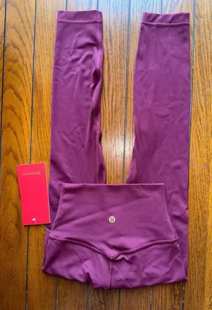 Lululemon Align High Rise 25” NY, Burgundy Bay Size 0 NWT thumbnail 1