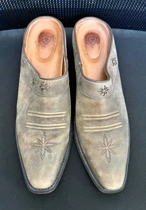 Ariat Desert Star Women’s Sz 8.5B Distressed Tan Leather Cowgirl Western Mules thumbnail 1