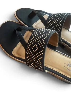 Bass Tanya Black Studded Toe-Post Slide Sandals thumbnail 2