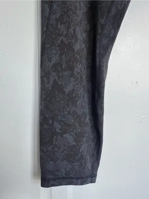 Lululemon • Align High-Rise Pant with Pockets 25" black camo legging tight crop thumbnail 8