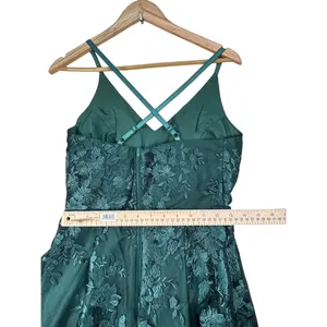 BCX Dress Size 5 Emerald Green Floral Embroidered Fit & Flare Party Dress thumbnail 7