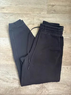 Lululemon Scuba Relaxed High-Rise Jogger in Black Sz 4 thumbnail 4