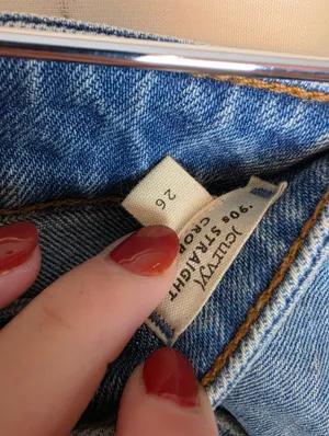 Madewell The Curvy '90s Straight Crop Jean in Hazeldell Wash thumbnail 7