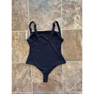 Skims Fits Everybody Square Neck Bodysuit Onyx Size Large thumbnail 7