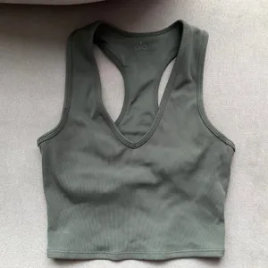 Alo Yoga Goddess Ribbed Cropped Racerback Tank Dark Cactus XS thumbnail 2
