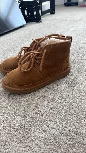 UGG Boots thumbnail 2