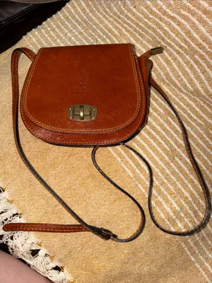 Vintage Vera Pelle Saddle Crossbody in Chestnut Brown with Brass Turn-Lock thumbnail 2