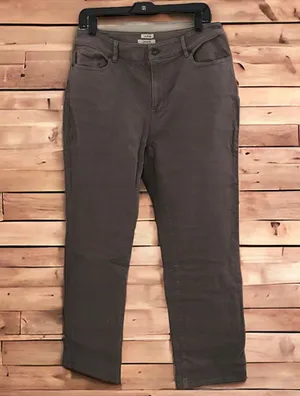 LL Bean Classic Fit Women's High rise Dark Olive Jeans Size 12 Waist 16 1/2 Hip 19 Rise 11 Thigh 11 Inseam 30 Leg Opening 8 Knee 8 These classic fit high rise jeans from L.L. Bean are a size 12 with a 30 inch inseam and a waist size of 33 inches. The olive color and solid pattern make these perfect for any season - winter, summer, fall, or spring. The 5-pocket design includes a button and zip closure and the fabric is 98% cotton and 2% elastane for a comfortable fit. These jeans are machine washable and are not handmade. thumbnail 1