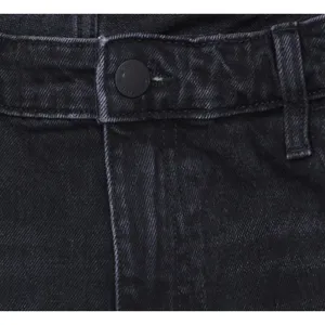 NWT Universal Thread Womens High-Rise Flare Jeans 89510034 Black Wash 17 thumbnail 7